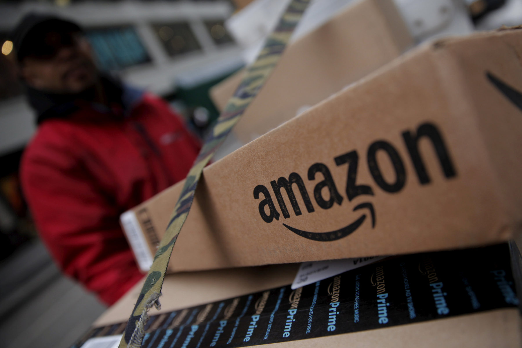 Does Chicago Need Amazon? CNBC Contributor Jim Iuorio Discusses