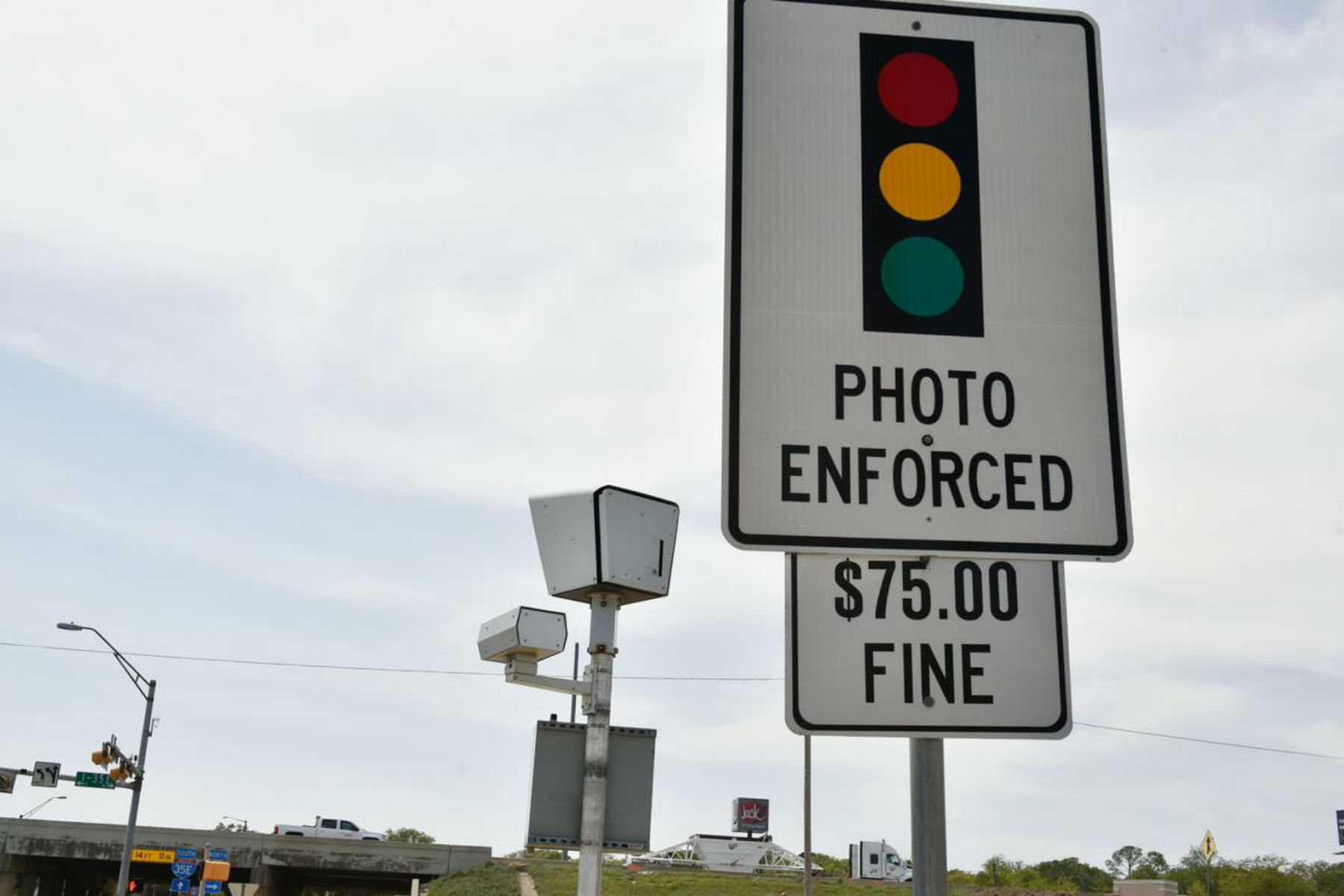 Heartland Institute’s Joe Barnett Describes How Red Light Cameras Undermine the Rule of Law