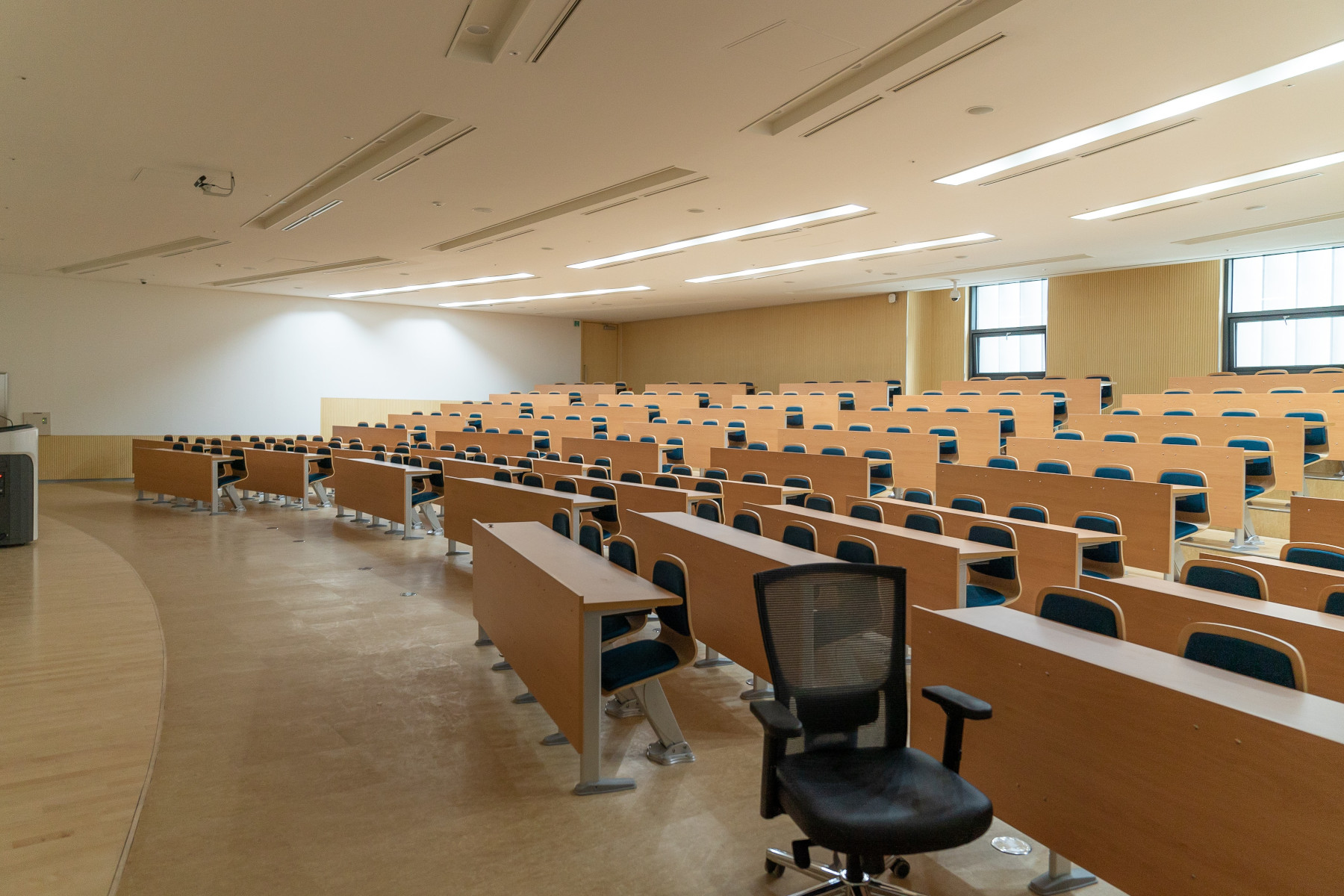 As Academic Jobs Shrink, Could Disillusioned Elites Turn to Extremism?