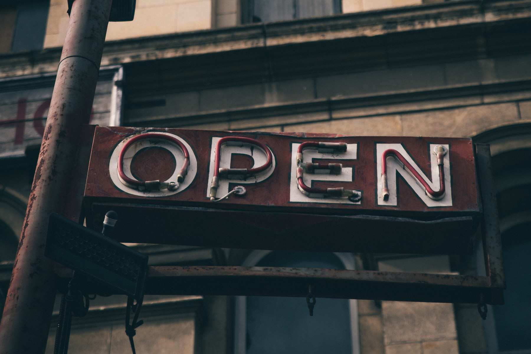 Jonathan Hoenig Talks Re-Opening Chicago and the Country