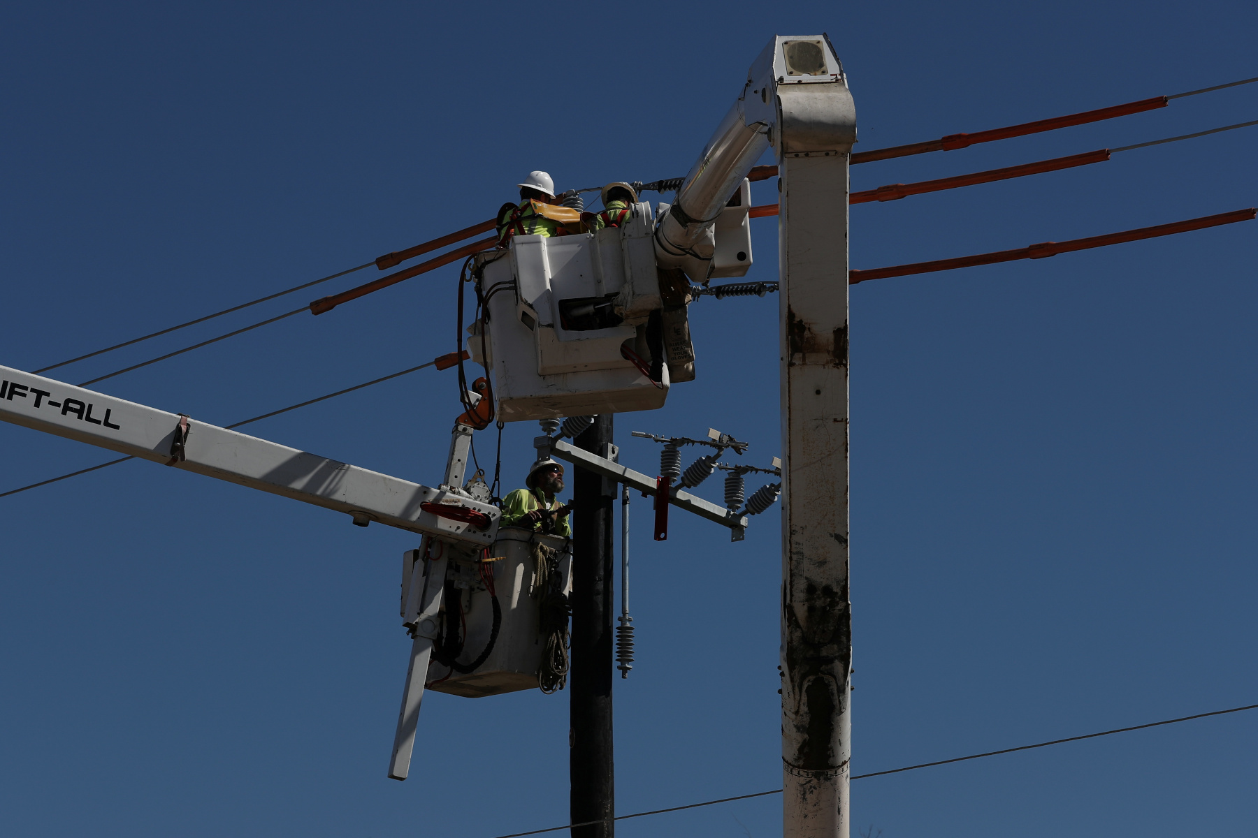Jason Isaac Explains the Texas Power Outages