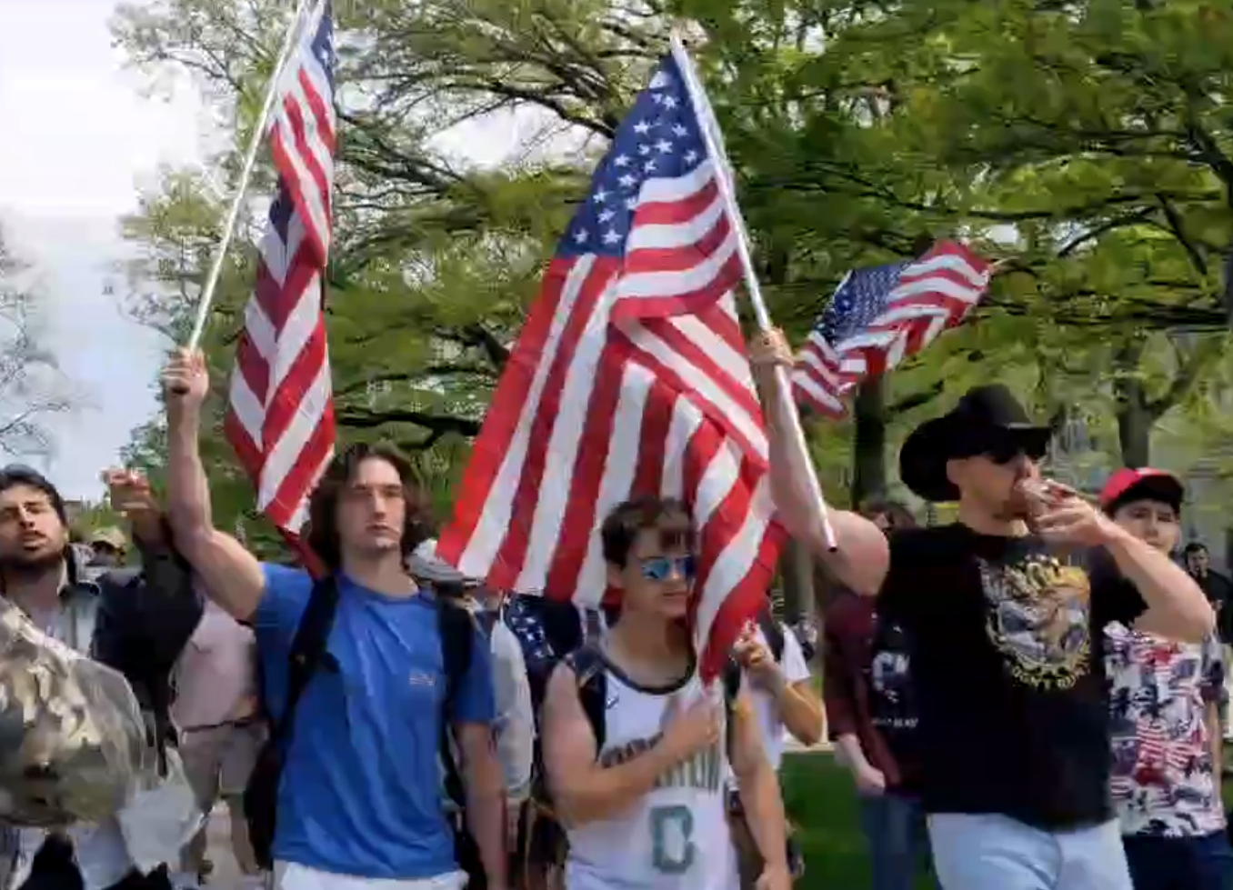 Some Flag Bros Showed Up at U of Chicago Palestinian Protests