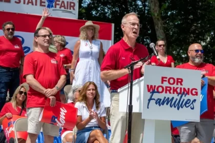 Illinois Senate Race Takes Shape as Tracy, Stratton Offer Starkly Different Visions